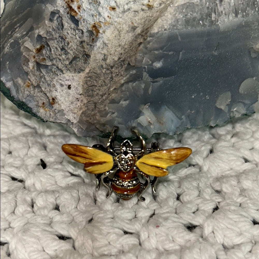 Brooch